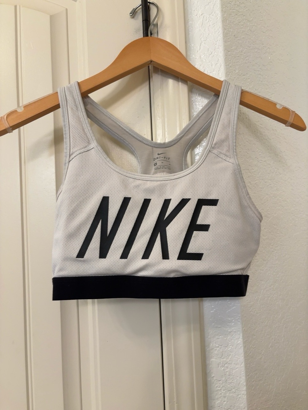 Nike Dri-FIT Logo Medium Support Racerback Sports Bra White Black‎ Size M